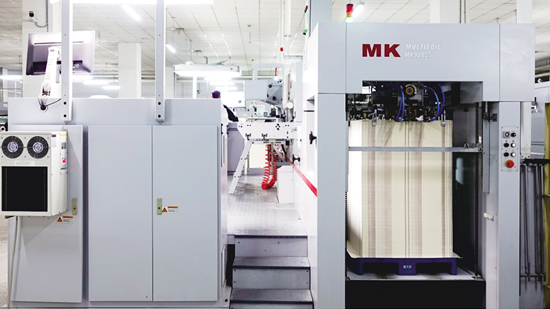 全息自动烫印模切机(10台)